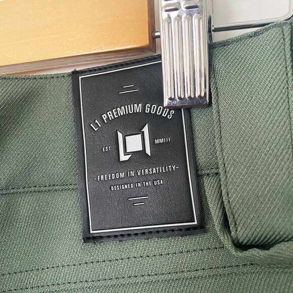 L1 Heartbreaker Twill Women's Snowboard Ski Pants - Picture 7 of 9